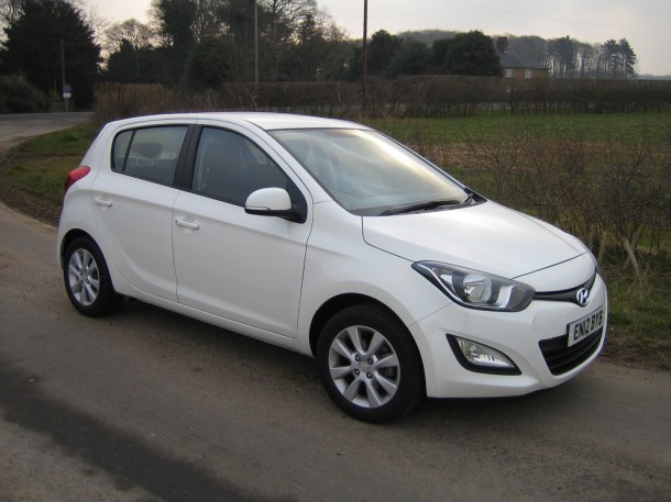 i20